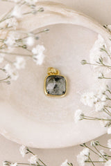 Charm protector piedra semipreciosa humo